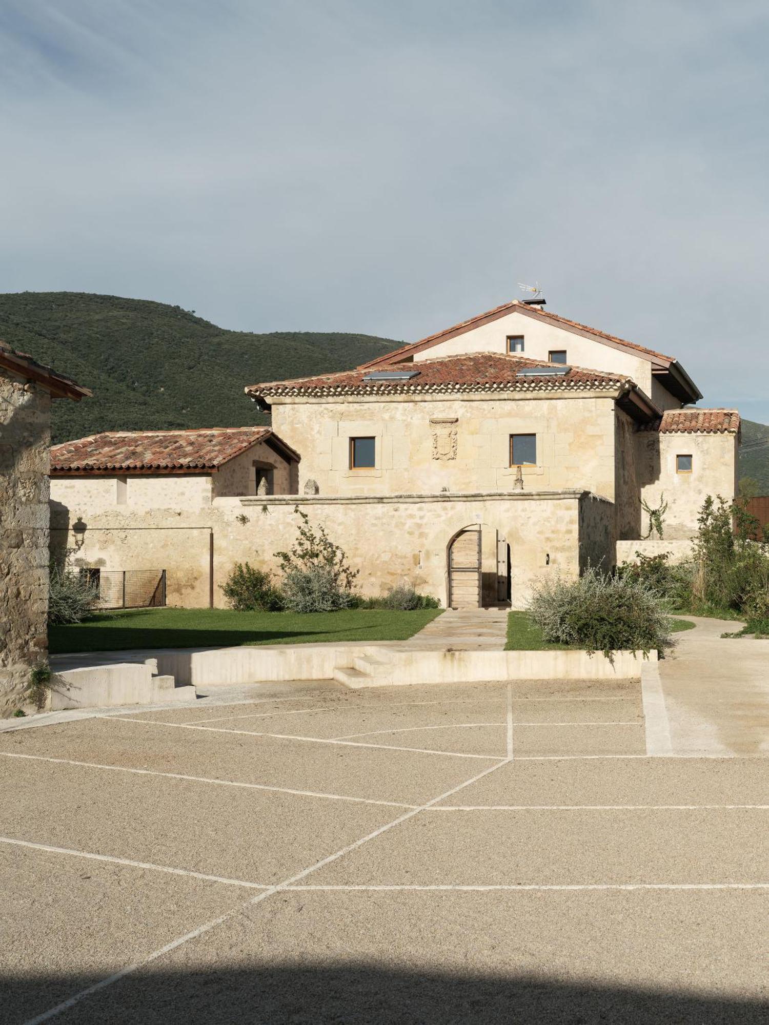 El Priorato De Trespaderne Esterno foto